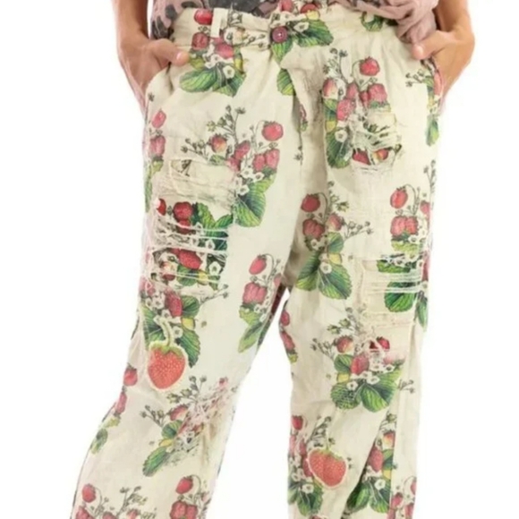Magnolia Pearl Denim - Magnolia Pearl BloomeBerry trousers